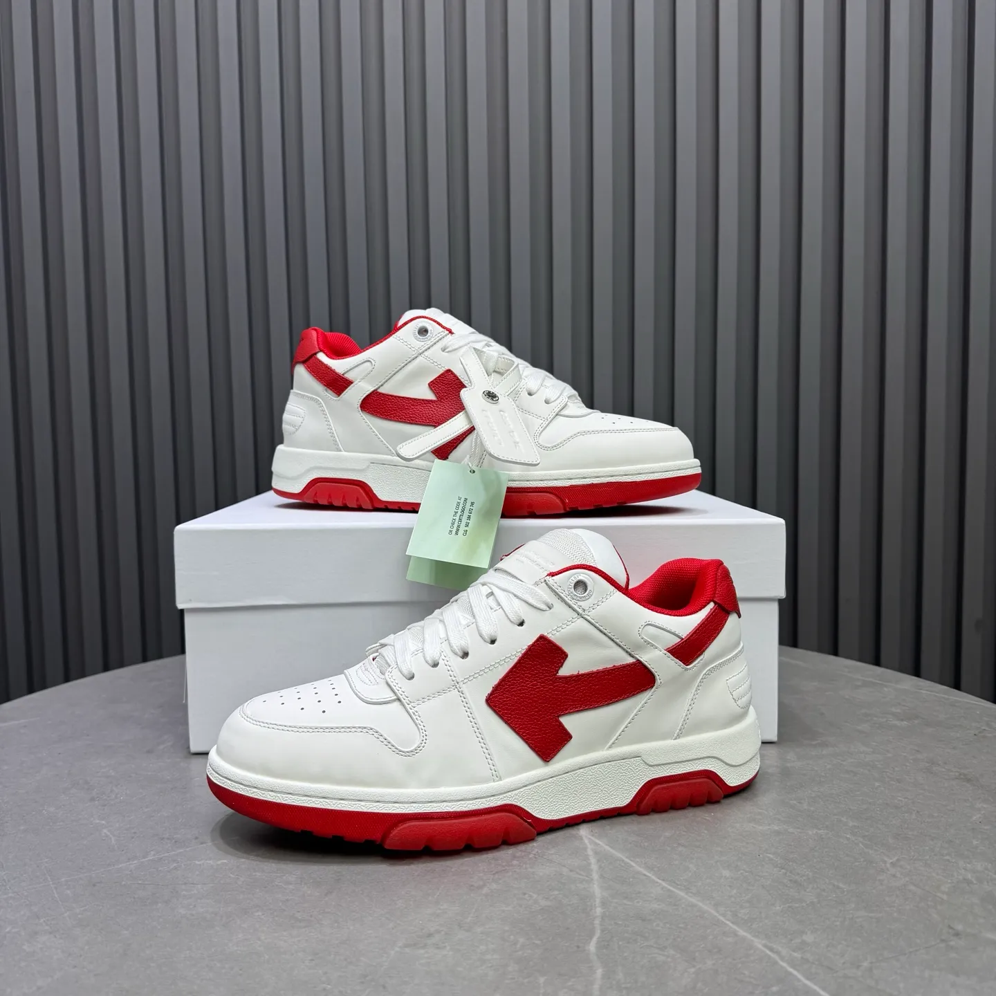 P620 OFF WHITE⚡️Couple model⚡️35-40 women’s model 39-46 men’s model